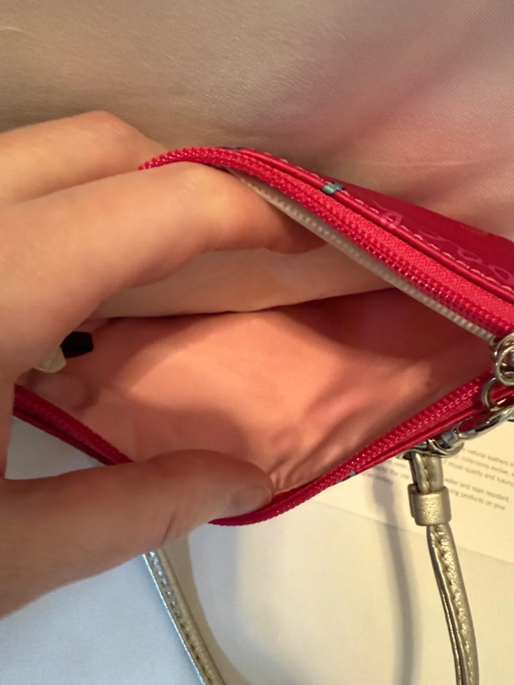 NWT Vintage Coach Hot Pink Script Logo Wristlet Y2K Multicolor - Picture 7 of 9